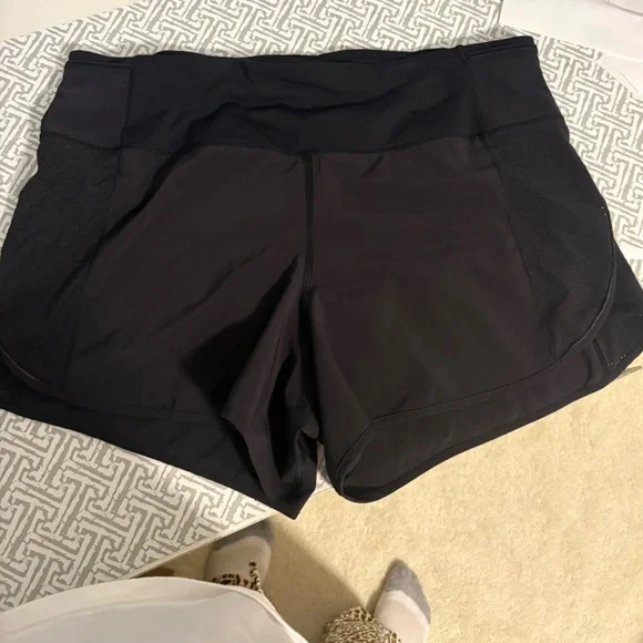 Lululemon Women's Black Athletic size 12 Shorts - Picture 3 of 9